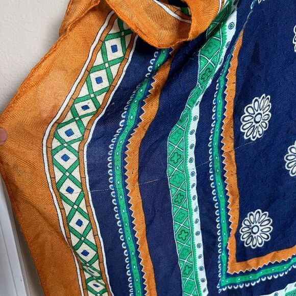 Woven Heart A Whole New World Kimono - Picture 7 of 8